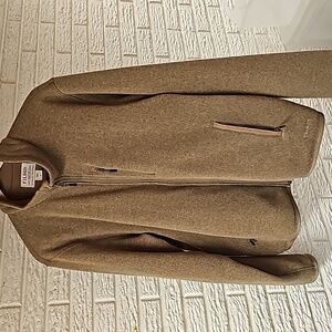 Filson ridgeway fleece jacket.